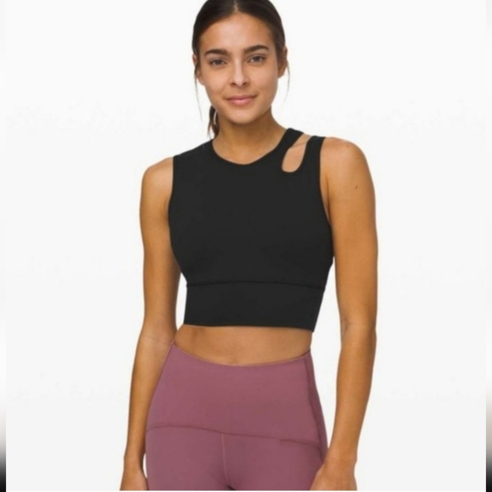 Lululemon crop top